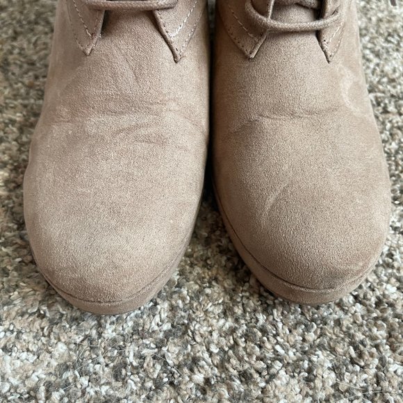 Target Taupe Wedge Ankle Bootie with Laces, Size 9.5 - Picture 6 of 7